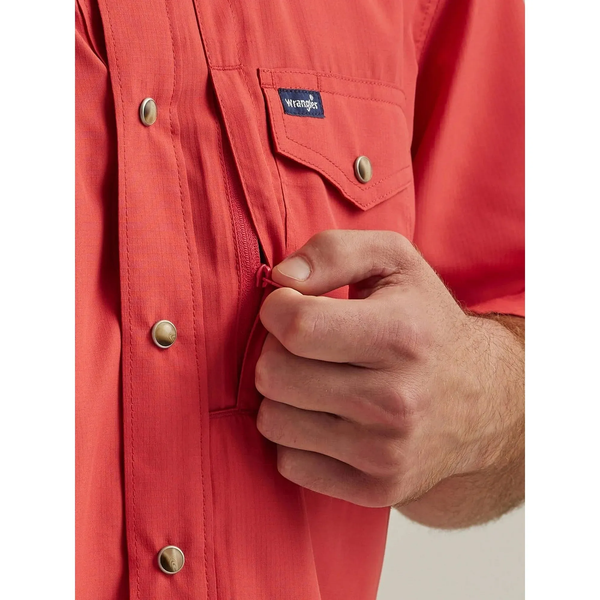 Men's Wrangler® Performance Short Sleeve Shirt - Classic Fit 112344571