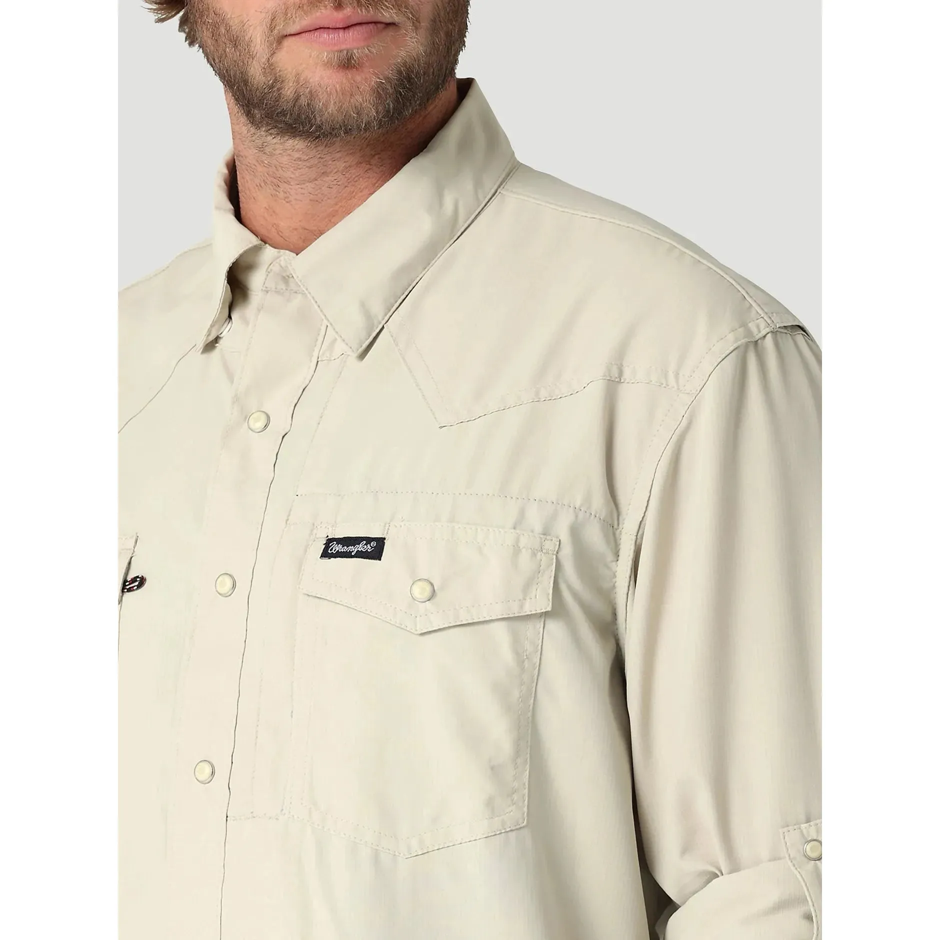 Men's Wrangler Performance Snap Long Sleeve Solid Shirt 112323768